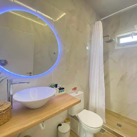 Boho Nomad Seaview Detached House Holiday home *