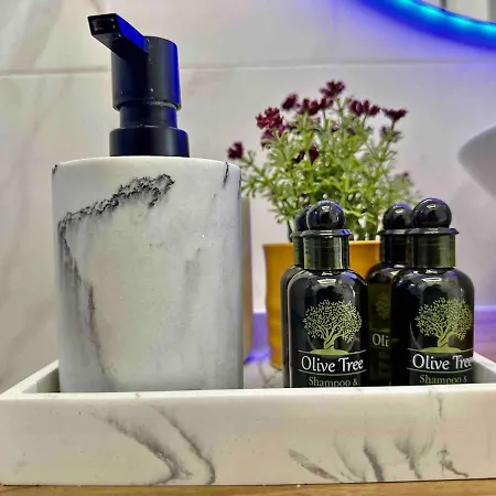 Boho Nomad Seaview Detached House 度假居 *