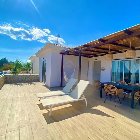 Boho Nomad Seaview Detached House Vakantiehuis