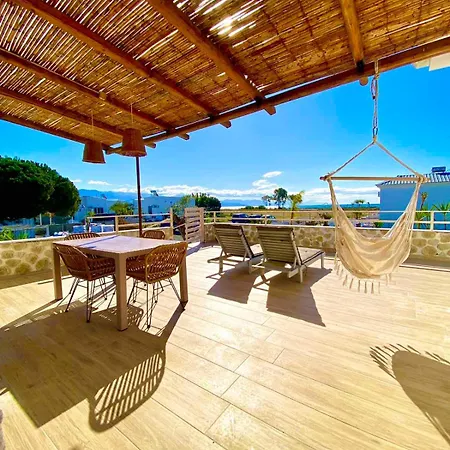 Holiday home Boho Nomad Seaview Detached House *