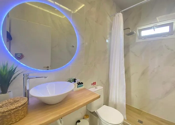 Boho Nomad Seaview Detached House Prázdninový dům *