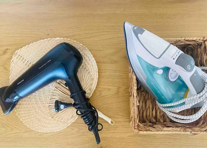 Boho Nomad Seaview Detached House *