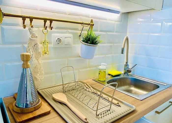 Boho Nomad Seaview Detached House *